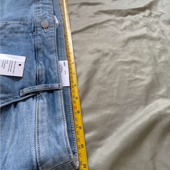 NINE WEST women sculpting Denim jeans 26W - Picture 5 of 7